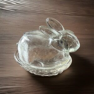 Clear Glass Easter Clear Bunny Rabbit On A Nest Vintage Covered Candy Dish